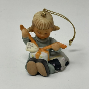 1997 GOEBEL BERTA HUMMEL mini To A Good‎ Girl Porcelain Christmas Ornament Cat